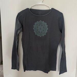 Sundance Slate Gray Long-Sleeve Tee with Teal Mandala Small Cotton